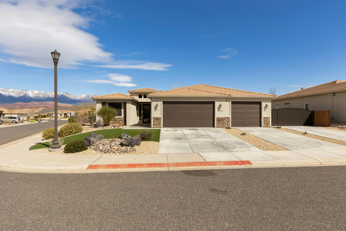 2714 W 220 N, Hurricane, UT 84737 Single Family Residence For Sale, MLS#  24-249252