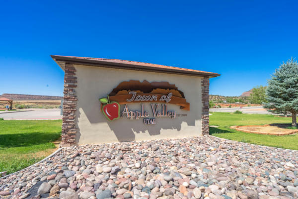 924 W FOOTHILL DR # 73, APPLE VALLEY, UT 84737 - Image 1